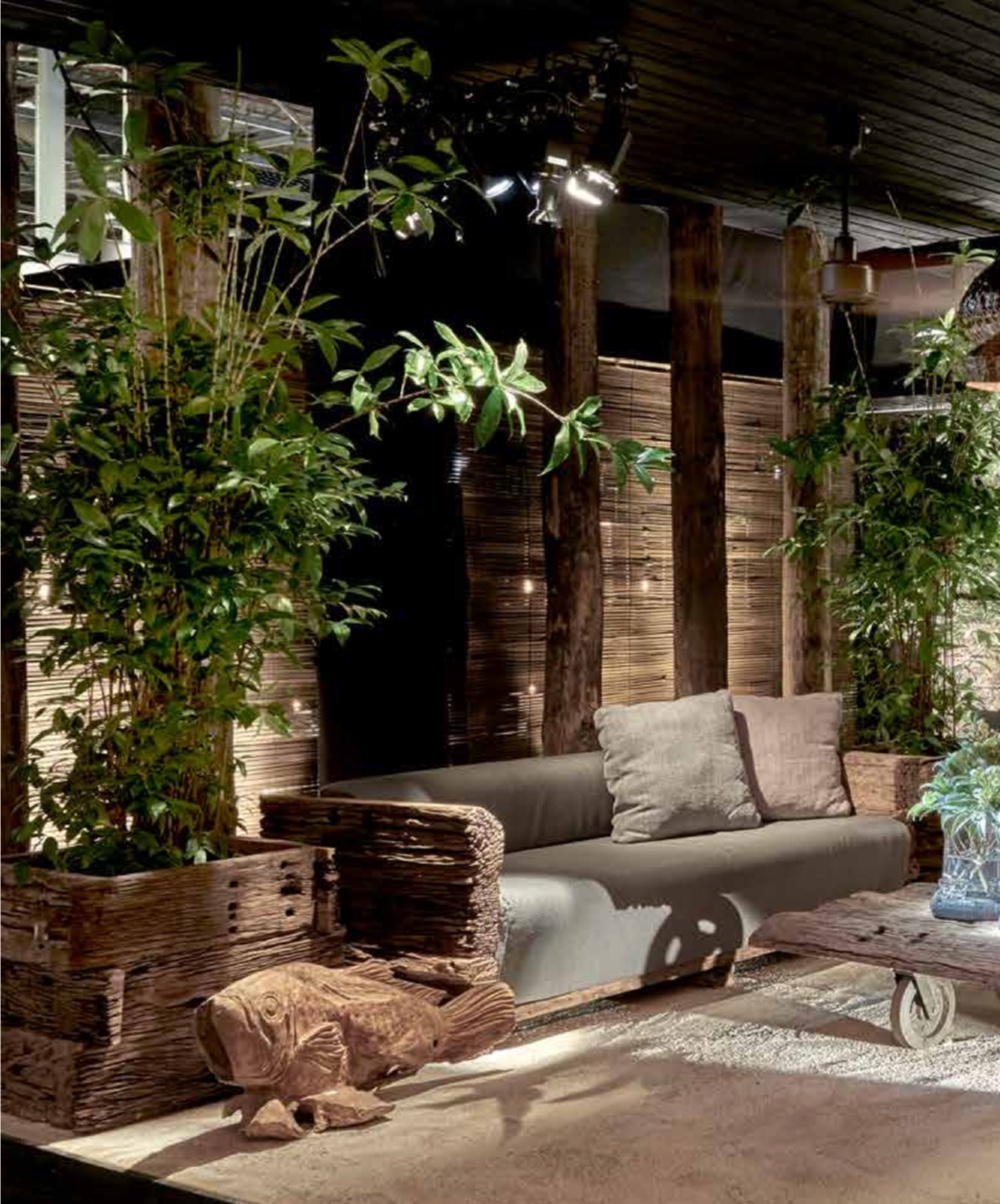 Lounge-contract-factory