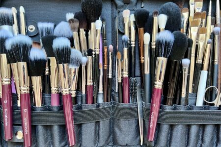 Ein Set sauber gereinigter Make-up Pinsel