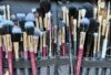 Des pinceaux maquillage bien nettoyés
